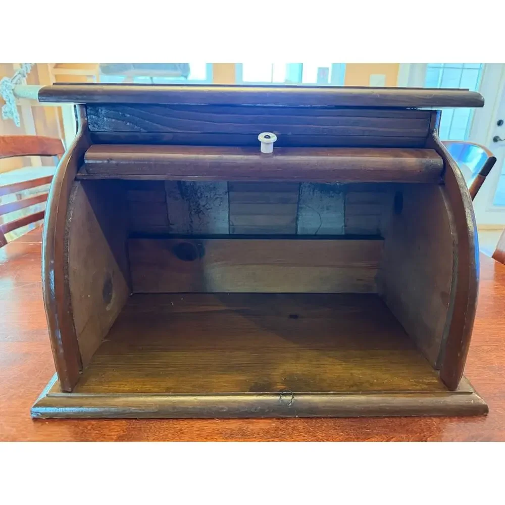 Wooden vintage roll